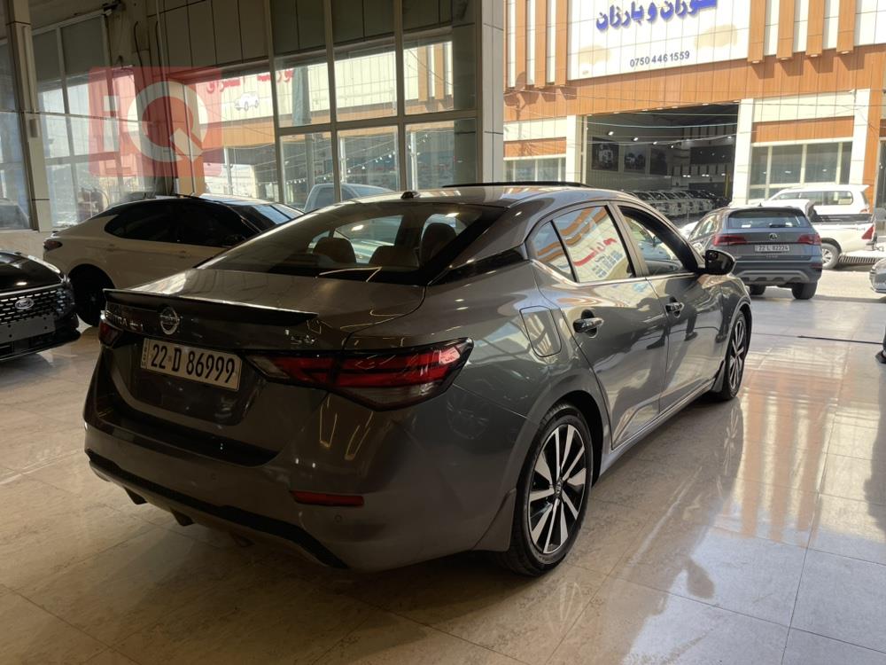 نيسان سنترا
